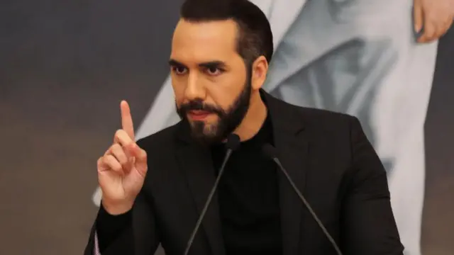 Guerra a la “E”: Por Qué El Salvador Decretó el Fin del Lenguaje Inclusivo en sus Escuelas